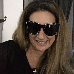 Meet your Posher, Janet